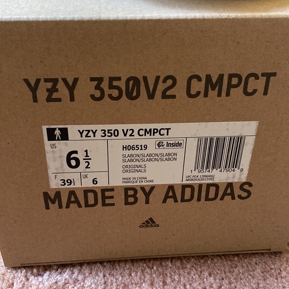 Yeezys 350 V2 CMPCT - Picture 3 of 7